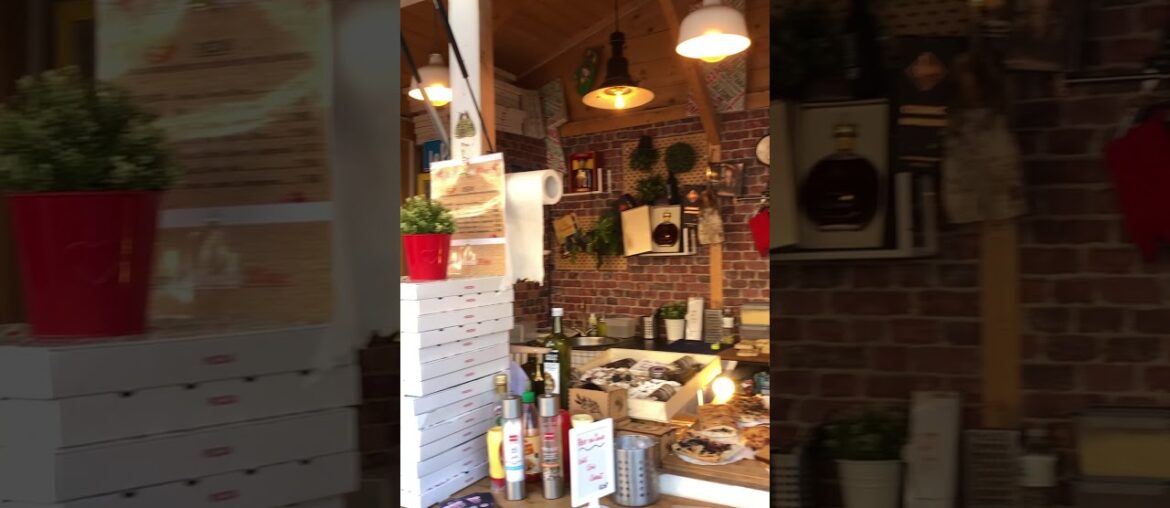 Pizza & Wine Stand - Paris