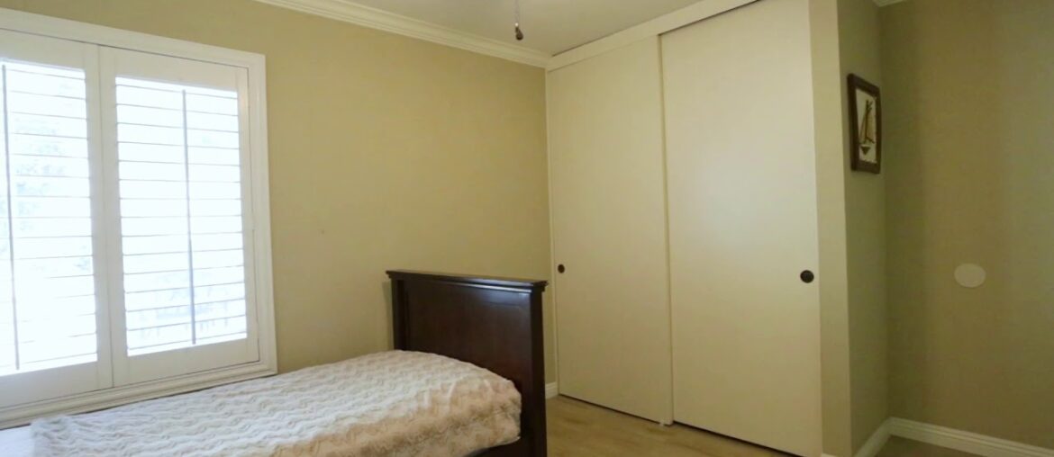 3715 Blue Gum Dr 3715 Blue Gum Dr