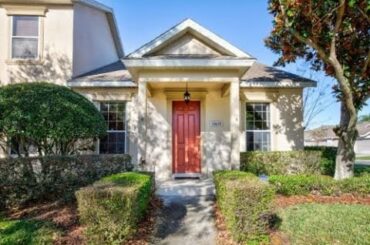 Just Listed - one story, 2/2 townhome in Windermere