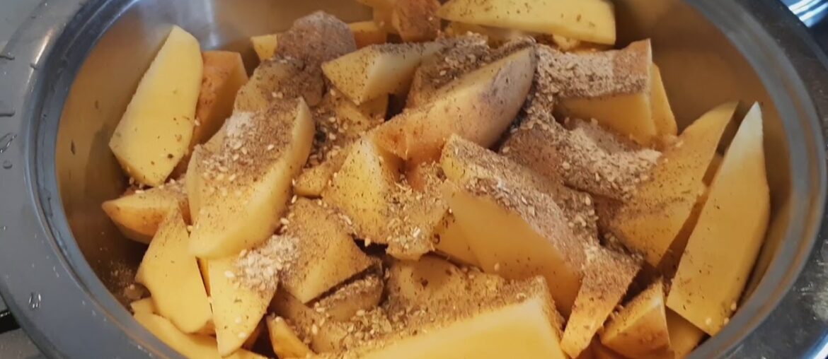 CRUNCHY POTATO WEDGES BAKED IN OVEN|Secrets of crunchy potato wedges recipe