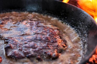 Epic Hunter's Steak! - Ultimate Cooking Outside