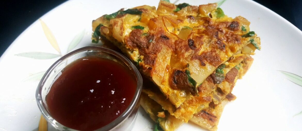 POTATO OMLETTE RECIPE😋/Fried potato omlette/Easy snacks recipe/Toasted/Sadu's vlog