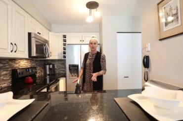 Welcome to Waterfront Living!/140 Dunlop Street E, Suite 708/www.kwteam.ca