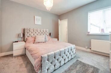 For Sale - Rock Road, Finedon, NN9 5EL - £160,000