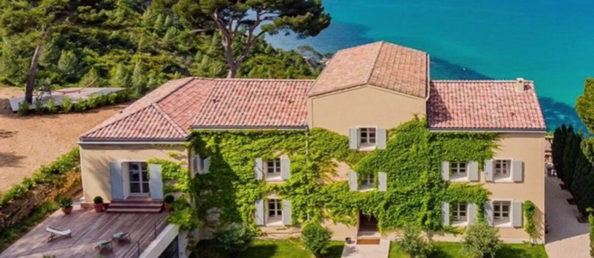 Gorgeous Waterfront Villa Rental in Cassis France