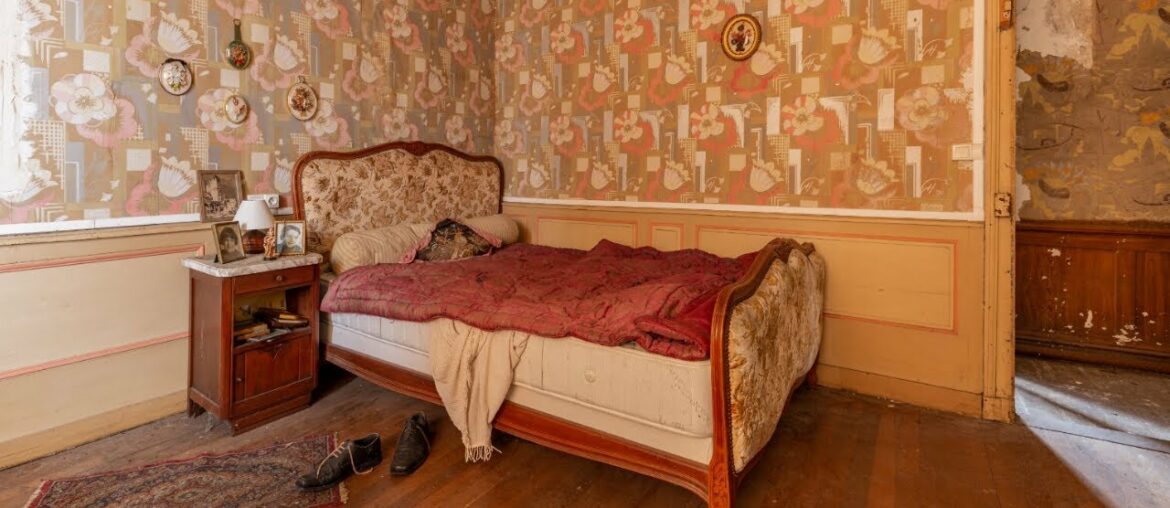 Abandoned Manor Of The French Screenwriter Lambert He Produced True Lies Abandoned Manor Of The French Screenwriter Lambert He Produced True Lies