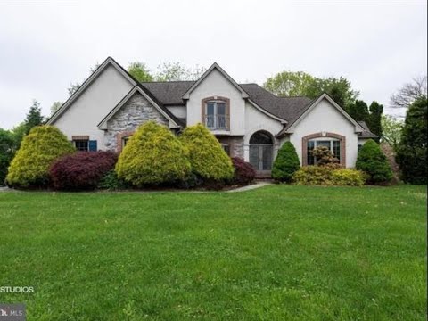 RE/MAX Realty Associates – 16 Cherish Drive RE/MAX Realty Associates - 16 Cherish Drive