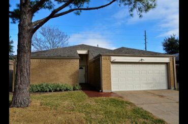 Homes for sale - 2915 Shadow Trail Drive, Houston, TX 77082