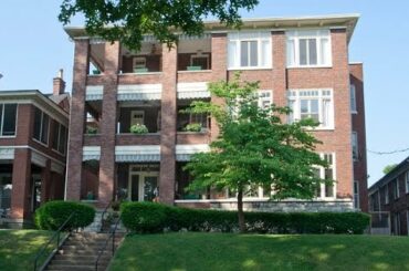 1128 Cherokee Road Unit 2 Call Pete Kirven 502-214-7832 PrettyGoodAgent.net