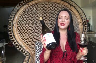 Esther Pryor Wine & Wax #wine #vinyl #guillaumegonnet