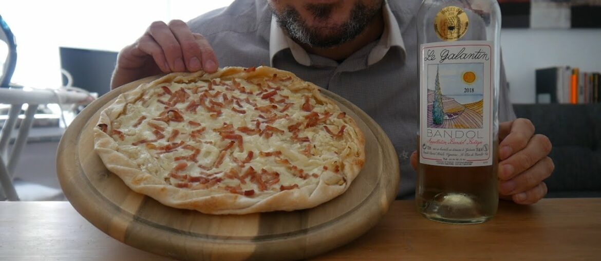 ASMR Eating French Food – Tarte Flambée (Flammkuchen) + Le Galantin Bandol Wine