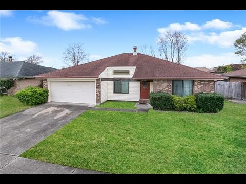 Video tour of Property at 1616 CELTIC Drive, Marrero, LA 70072 Video tour of Property at 1616 CELTIC Drive, Marrero, LA 70072