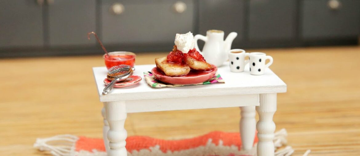 Tiny French Toast & Home Made Syrup 😍 | Tiny Kitchen