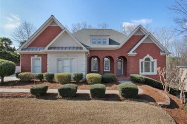 Residential for sale - 6020 Eagle Close Lane, Sugar Hill, GA 30518