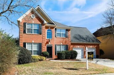 Residential for sale in Roswell, GA - 5065 Baywood Drive