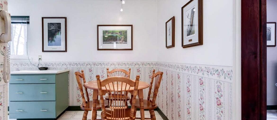 798 Pam Crescent, Newmarket 798 Pam Crescent, Newmarket