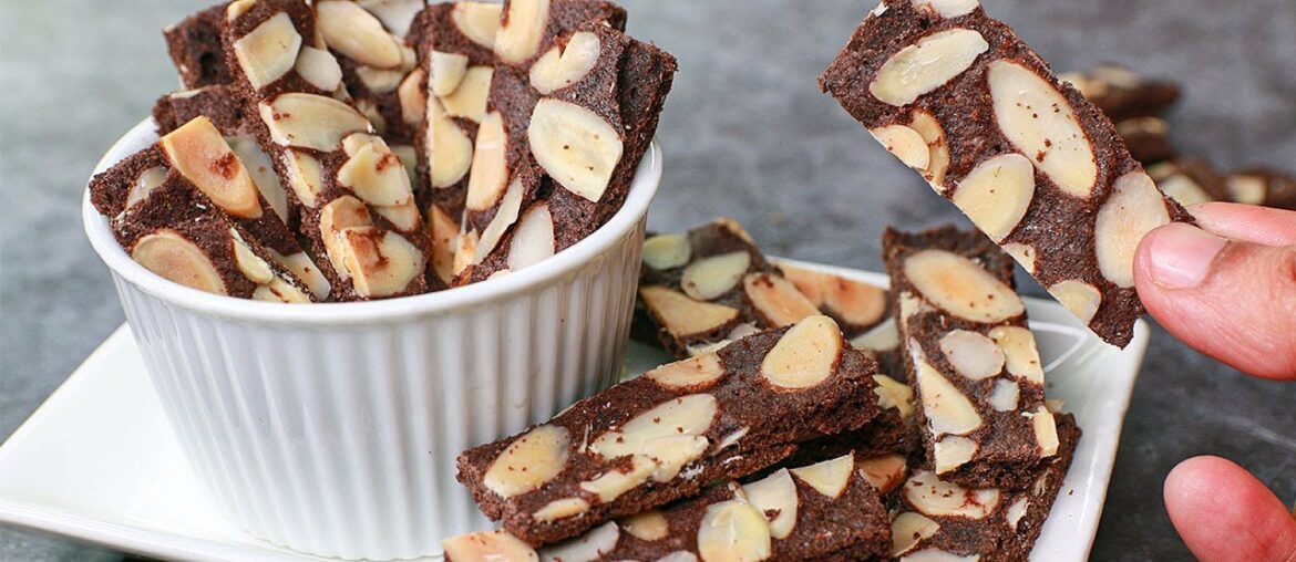 Brownie Crackers Recipe | Brownie Brittle | Eggless & Without Oven | Yummy | Brownie Stick Recipe Brownie Crackers Recipe | Brownie Brittle | Eggless & Without Oven | Yummy | Brownie Stick Recipe