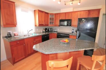 #205, 818-10th Street NW (Riley Park Estates)