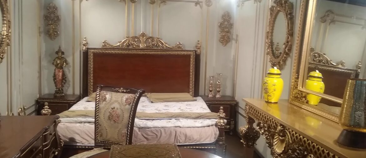 Curves and Carvings Pune Exhibition Clip1 Curves and Carvings Pune Exhibition Clip1