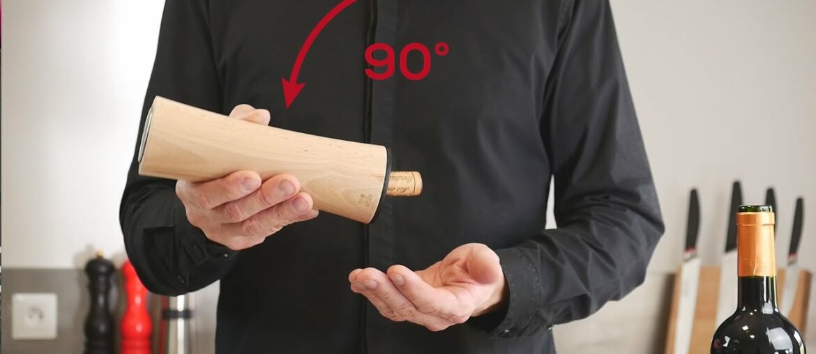 ELIS REVERSE – fully automatic wood body Peugeot electric corkscrew ELIS REVERSE - fully automatic wood body Peugeot electric corkscrew