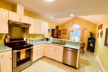 122 Franklin Street Wallace, NC 28466 - Single Family - Real Estate - For Sale