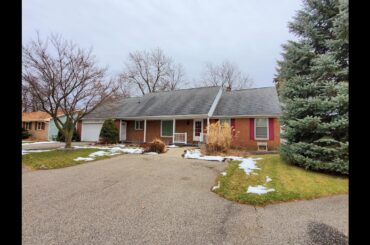 4703 W St Joseph Highway, Lansing, MI 48917