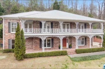 Homes for sale - 2266 SHADY CREEK TRL, VESTAVIA HILLS, AL 35216