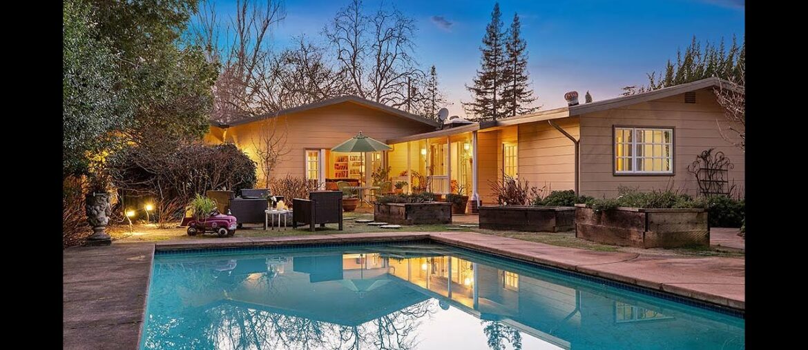 Downtown Sonoma Oasis ~ Presented by Tina Shone Group Downtown Sonoma Oasis ~ Presented by Tina Shone Group