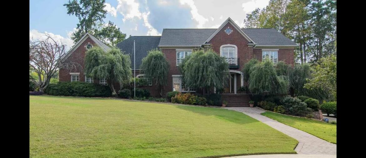 Homes for sale - 2105 LONGLEAF TRL, VESTAVIA HILLS, AL 35243