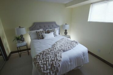 12 Princess Blvd, Grimsby Beach