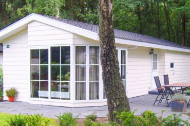 Gorgeous Beautiful Holiday Bungalow Exclusif For Sale by Droomparken