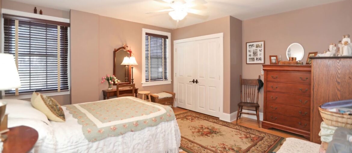 336 Old Tappan Road, Old Tappan, NJ 07675