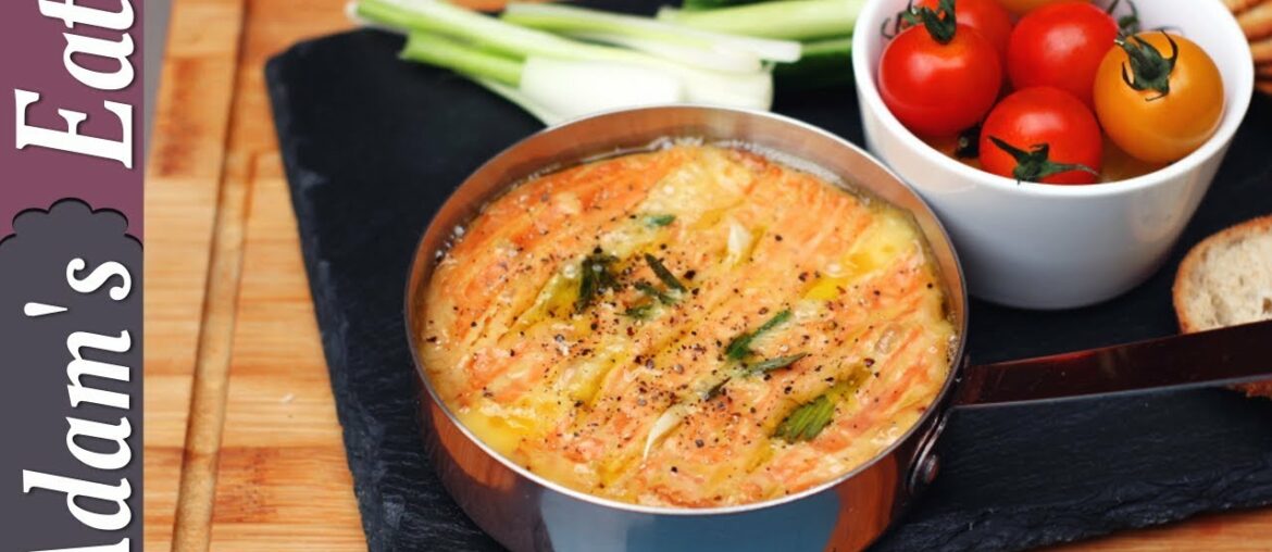 Baked epoisses with garlic and rosemary | Cheese recipes Baked epoisses with garlic and rosemary | Cheese recipes