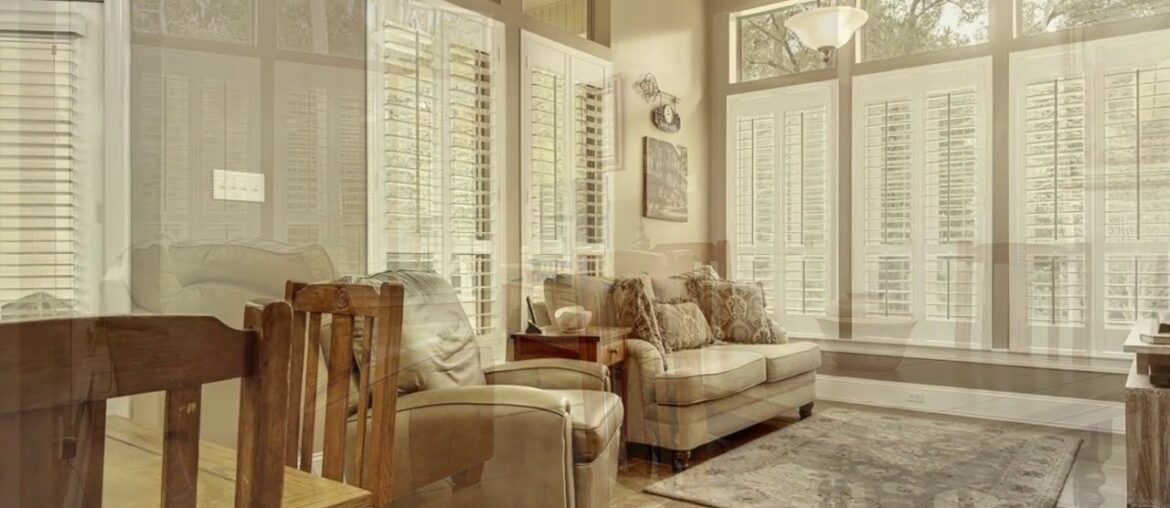 Gorgeous French Country home centrally located with formal dining room! 1424 Avenue Des Marquis Gorgeous French Country home centrally located with formal dining room! 1424 Avenue Des Marquis