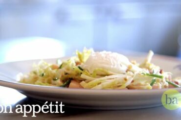 How to Make a Classic Frisée Salad Like a French Bistro