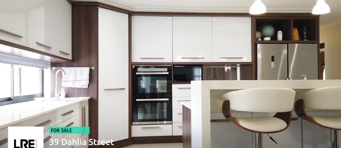 R3,499,000 | 5 BEDROOM HOUSE FOR SALE IN PROTEA HEIGHTS R3,499,000 | 5 BEDROOM HOUSE FOR SALE IN PROTEA HEIGHTS