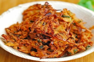 Onion Pakoda in 5 Mins | how to make onion pakoda | pakora recipe | bhajia recipe | onion recipe