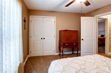 1131 Pond View Drive for sale in Troy, OH 45373 - Residential