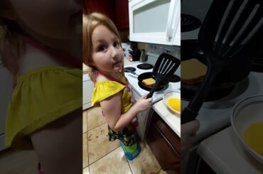 Lily's Best Restaurant (French toast)