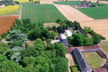 Touring with the Caravan and Motorhome Club: Château de la Rolandière