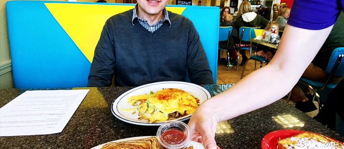 Dining with Visit IGH - Cahill Diner