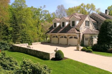 27 Khakum Wood Road, Greenwich, Connecticut