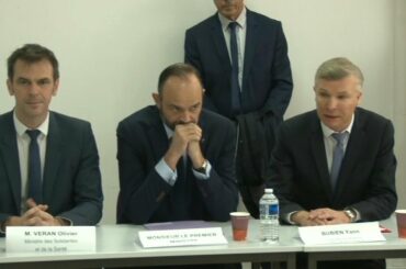 Coronavirus: French PM Édouard Philippe visits Bordeaux hospital | AFP