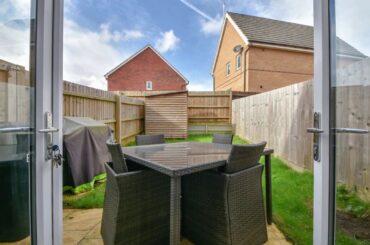 For Sale - Mercury Road, Wellingborough, NN8 1SJ - £202,500