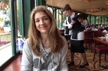 Les Chefs De France EPCOT Full Review!  Great Disney Dining!