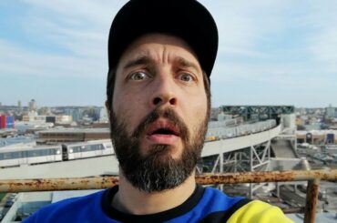 HIPPO - LAST DAY IN BROOKLYN