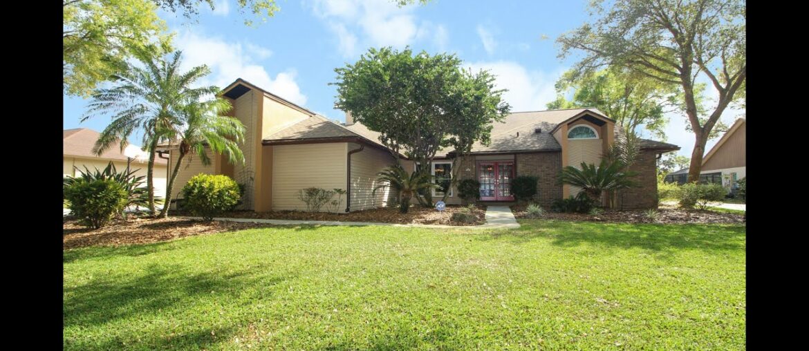 8452 French Oak Drive, Orlando, FL