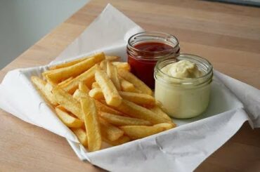 Pommes Selber Machen (Rezept) || Homemade French Fries (Recipe) || [ENG SUBS]