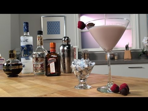 French Kiss Cocktail Recipe | Happiest Hour French Kiss Cocktail Recipe | Happiest Hour