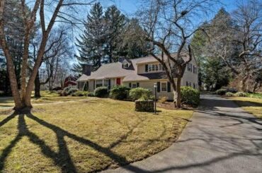 12 Winthrop Road Wayland, MA | ColdwellBankerHomes.com